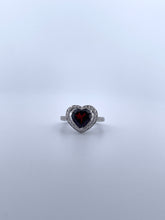Load image into Gallery viewer, Garnet Heart Ring

