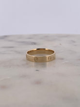 Load image into Gallery viewer, Women Gold Band
