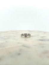 Load image into Gallery viewer, Round 3D Engagement Ring
