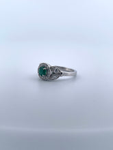 Load image into Gallery viewer, Emerald Halo with Marquee Accents
