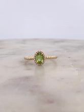 Load image into Gallery viewer, Peridot Diamond Rope Ring
