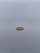 Load image into Gallery viewer, Baguette Fashion Band (yellow gold)
