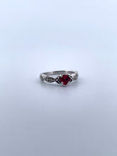 Load image into Gallery viewer, Garnet Heart Ring
