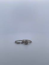 Load image into Gallery viewer, Cluster Wedding Set
