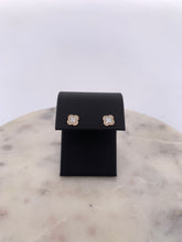 Load image into Gallery viewer, Mother of Pearl Clover Earrings
