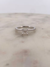 Load image into Gallery viewer, Princess Half Eternity Engagement
