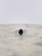 Load image into Gallery viewer, Blue Zircon- Oval Ring
