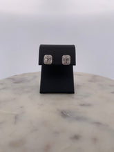 Load image into Gallery viewer, Cluster Earrings- 18k
