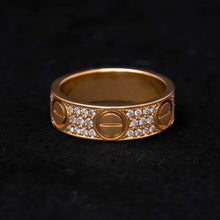 Load image into Gallery viewer, Fashion Diamond Band

