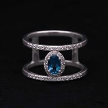 Load image into Gallery viewer, Aquamarine Oval

