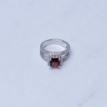 Load image into Gallery viewer, Garnet
