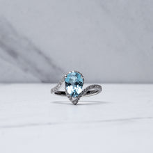 Load image into Gallery viewer, Blue Topaz
